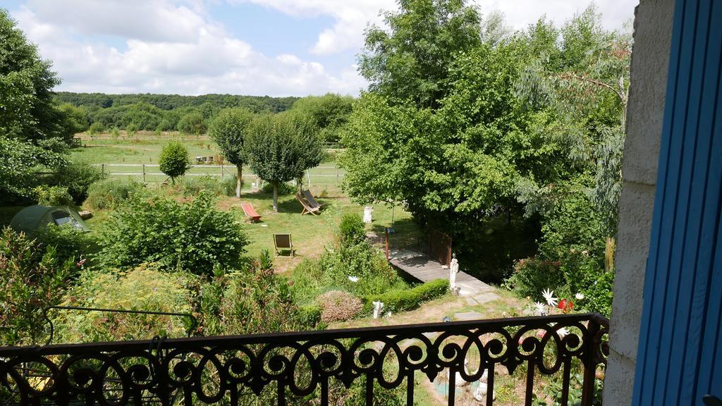 La Cage Aux Oiseaux Bed & Breakfast La Lande-de-Goult Exterior photo